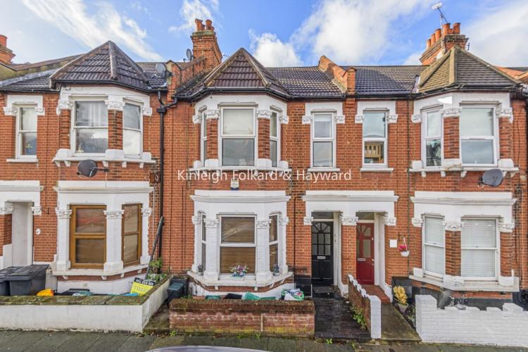 Road Bromley BR1 2 bed flat £1,350 pcm (£312 pw)