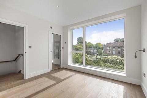 3 bedroom end of terrace house for sale - Half Moon Lane, North Dulwich