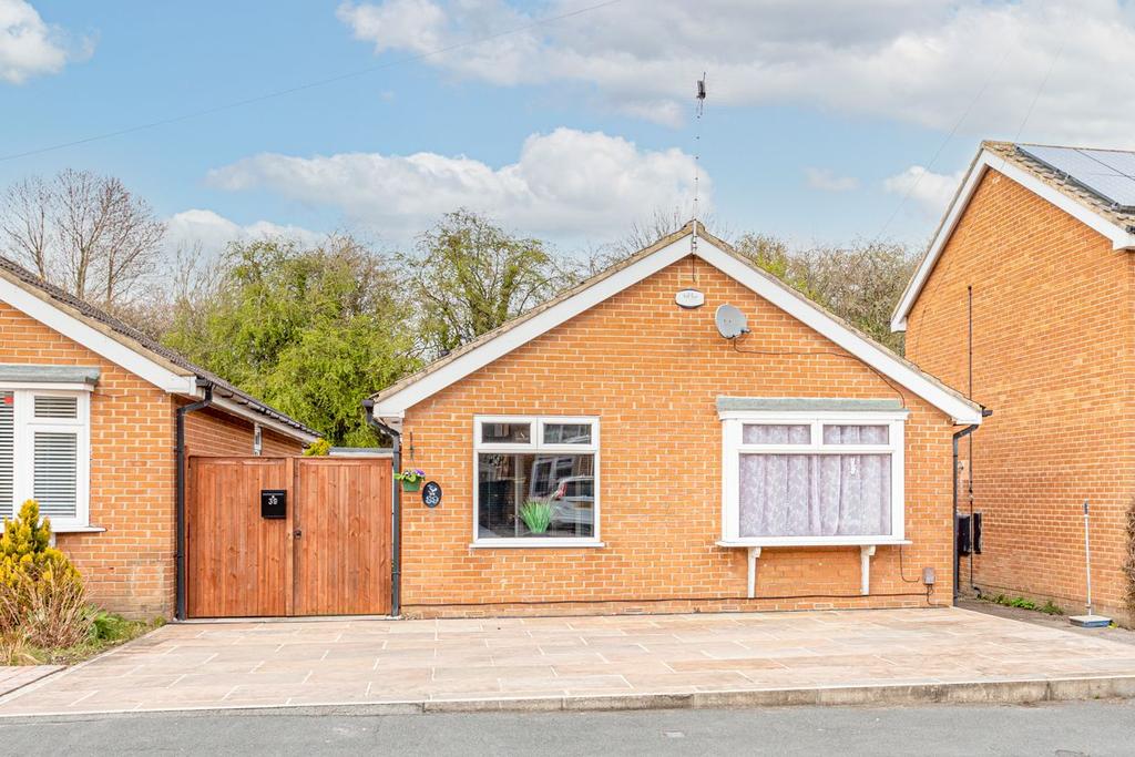 Bilsdale Grove, Knaresborough 4 bed bungalow for sale £300,000