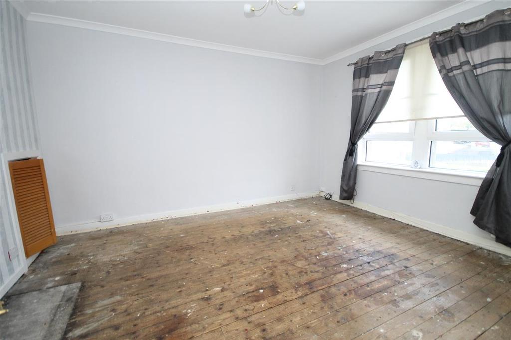 Cornhill Drive, Coatbridge 2 bed flat £47,500