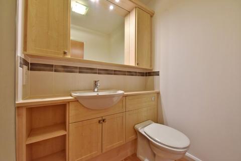 2 bedroom flat to rent, Rubislaw Square, Aberdeen, AB15