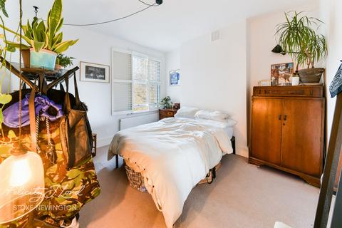 95b Durlston Road, London, E5 8RP