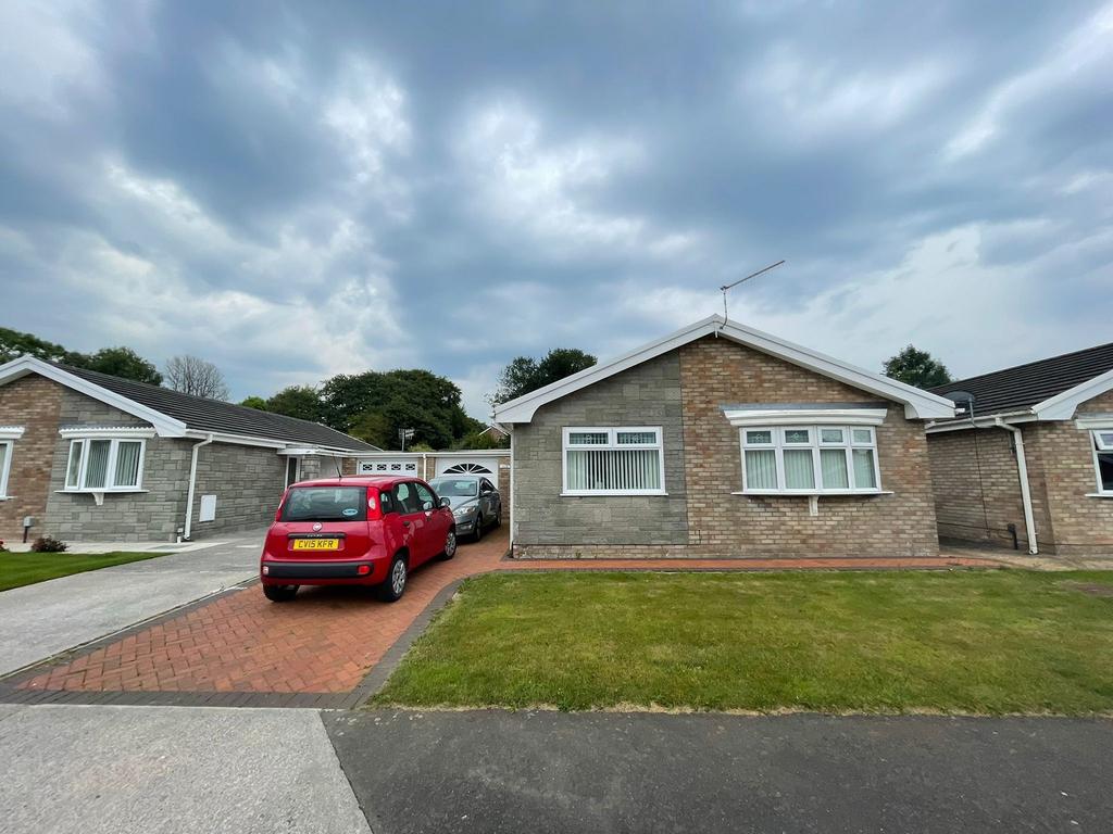 Brookfield, Neath, Neath Port Talbot. SA10 7EF 3 bed detached house £