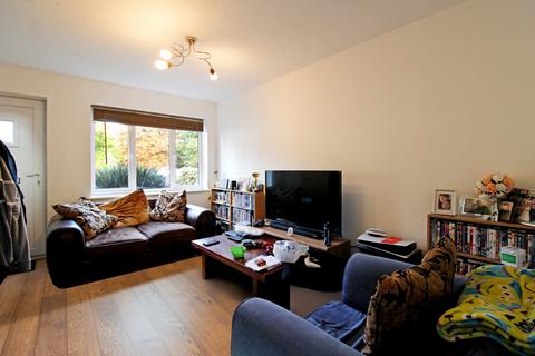 2 bedroom terraced house to rent, Nightingale Close, Farnborough, Hampshire, GU14
