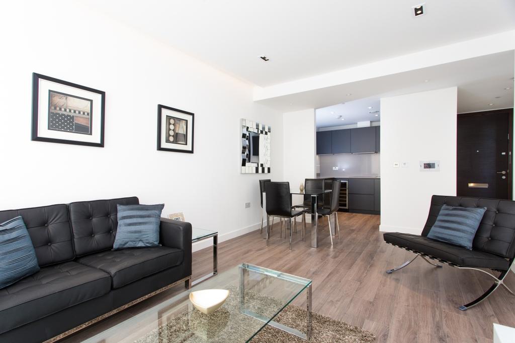 Goodmans Fields, Satin House, Aldgate E1 1 bed apartment £3,142 pcm
