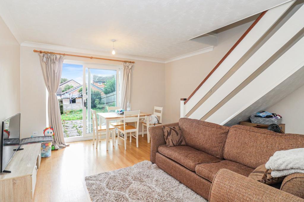 Oak Green, Abbots Langley, Herts, WD5 2 bed end of terrace house £385,000