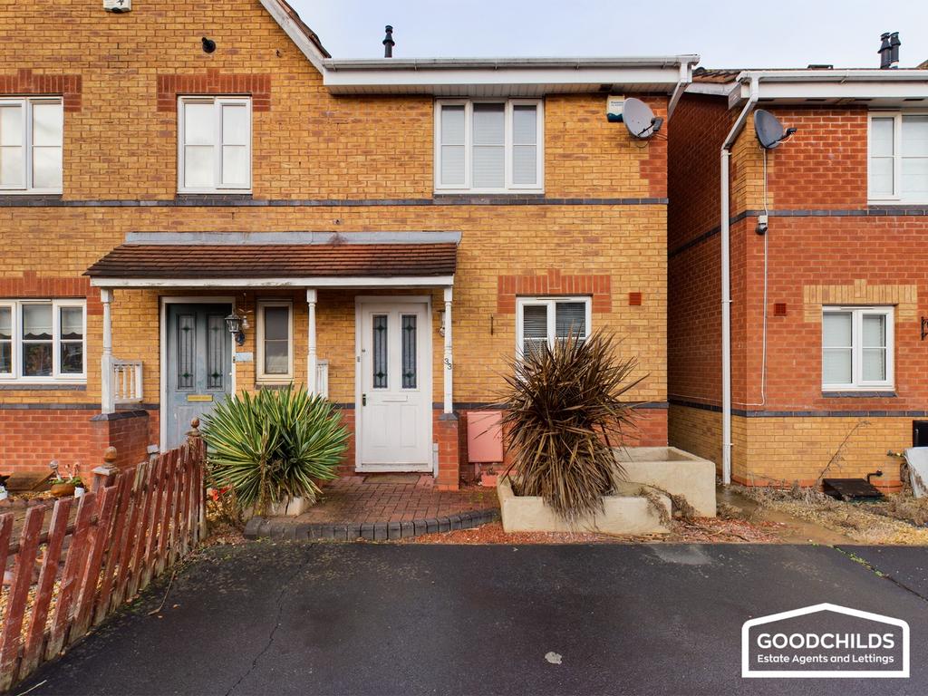 Kenilworth Crescent, Cavendish Park... 2 bed semidetached house £175,000