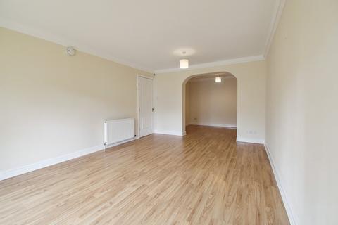 3 bedroom flat to rent, Hughenden Gardens, Flat B, Hyndland, Glasgow, G12 9XZ