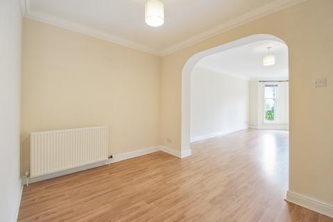 3 bedroom flat to rent, Hughenden Gardens, Flat B, Hyndland, Glasgow, G12 9XZ