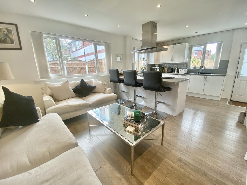 Elmstead Avenue, Withington, Manchester, M20 3 bed semidetached house