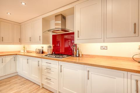 39 Brighton Road, Patchway, Bristol, BS34 5EL