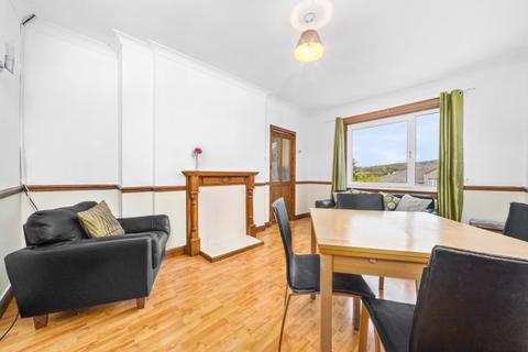 90 Croftside Avenue, Glasgow, G44 5NE