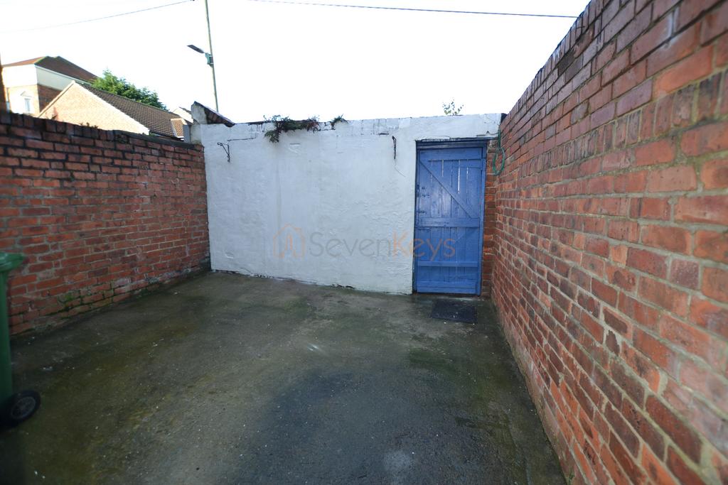 Rear Yard.JPG
