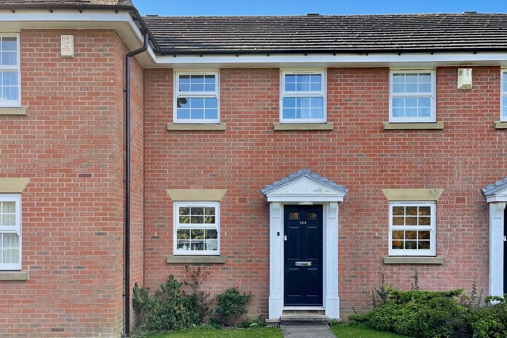 Acaster Lane, 2 bed terraced house £875 pcm (£202 pw)