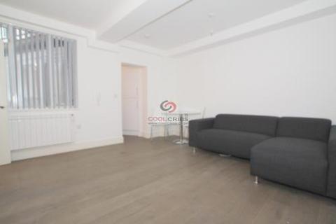 3 bedroom flat to rent, Old Street EC1V