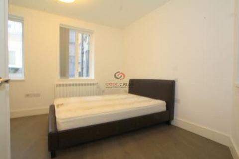 3 bedroom flat to rent, Old Street EC1V