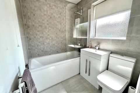 60 Crimscote Close, Shirley, Solihull, B90 4TT