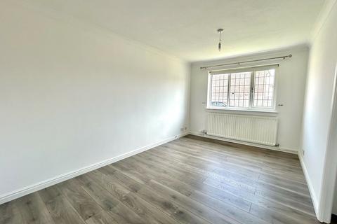 60 Crimscote Close, Shirley, Solihull, B90 4TT