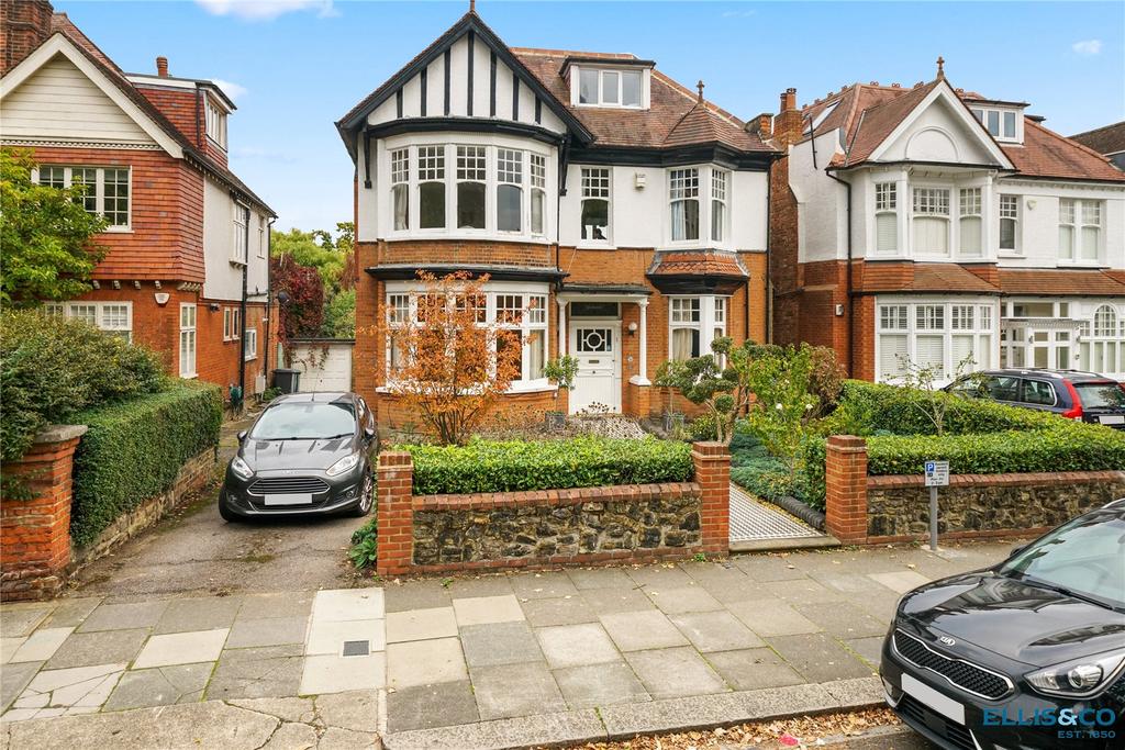 Etchingham Park Road, Finchley, N3 5 bed detached house for sale £