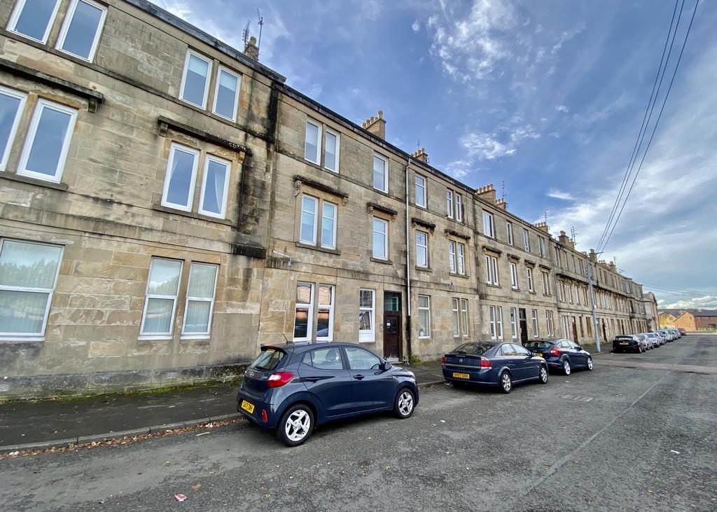 Dunedin Terrace, Clydebank, G81 1NE 1 bed ground floor flat £68,000