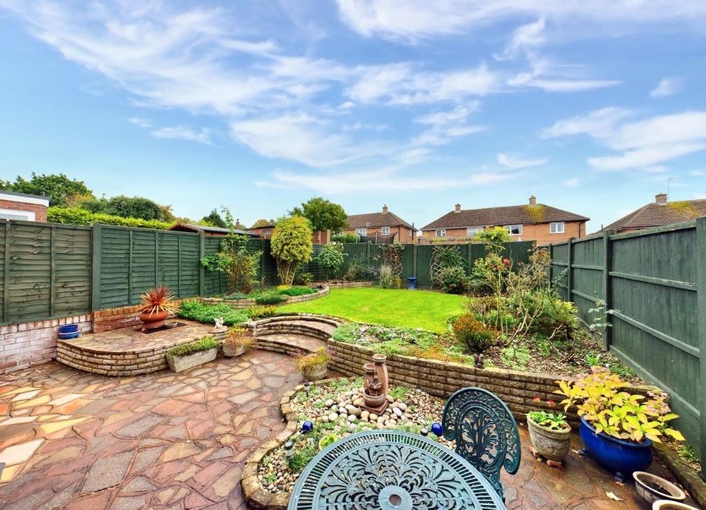 Church Lane, BartonUnderNeedwood 3 bed semidetached house £280,000