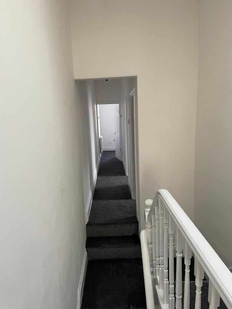 Keswick Road, Blackpool, FY1 5PB 4 bed terraced house £1,025 pcm (£