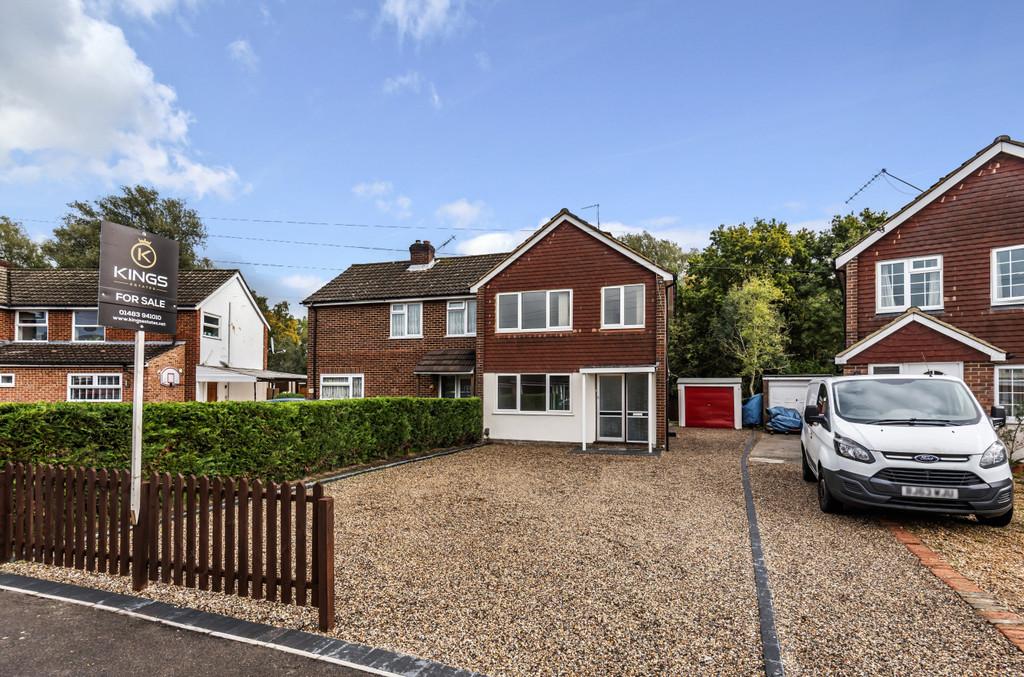 Brookfield Road, Aldershot 3 bed semidetached house £400,000