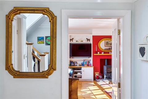 Rhinegold Dodsley Lane, Easebourne, Midhurst, GU29 9BB