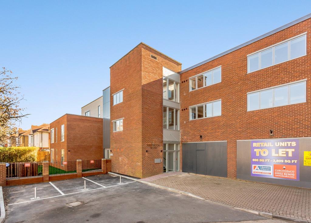 Green Lane, Shepperton, TW17 1 bed apartment £1,150 pcm (£265 pw)