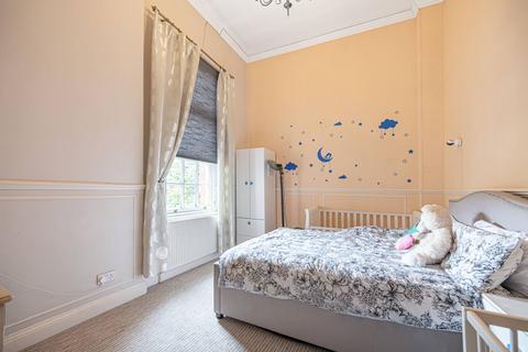 1 bedroom flat for sale - Newsholme Drive, Winchmore Hill, London, N21