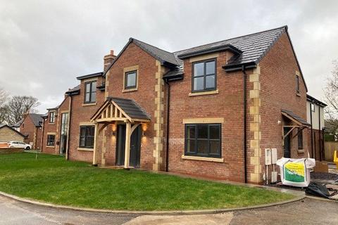 4 bedroom detached house for sale, The Straits, Preston PR5