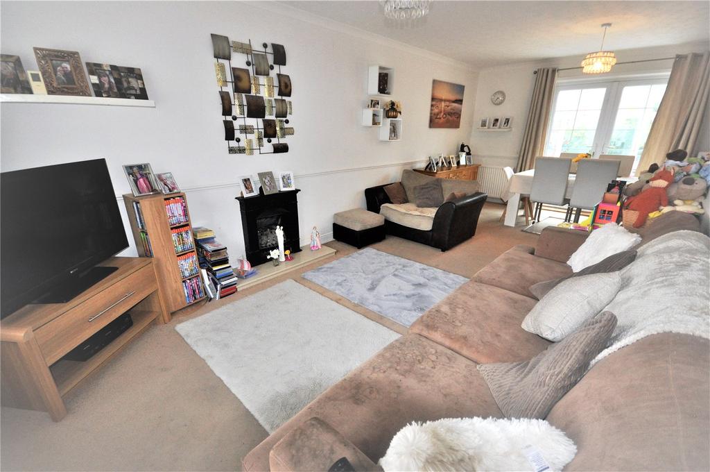 Furlong Close, Swindon, Wiltshire, SN25 4 bed detached house £350,000