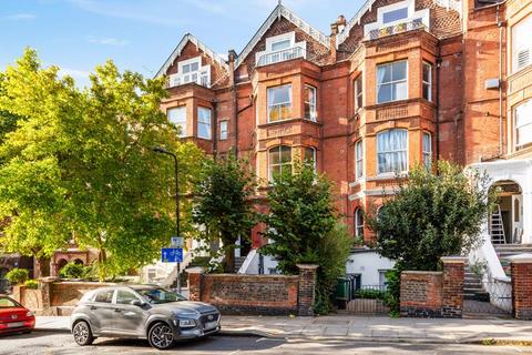 2 bedroom flat for sale, Greencroft Gardens, South Hampstead