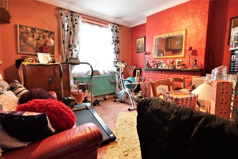 3 bedroom end of terrace house for sale - Ash Road, Aldershot, Hampshire, GU12