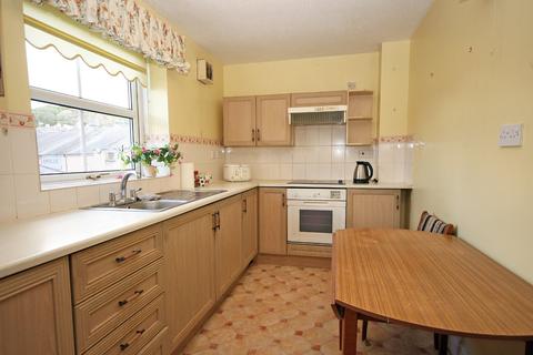 2 bedroom apartment for sale - Turkey Shore, Caernarfon, Gwynedd, LL55