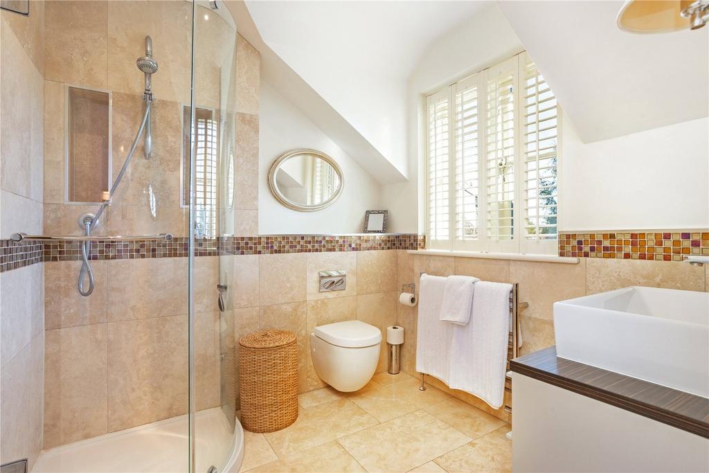 Bedroom 2 En Suite