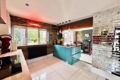14 Ashurst Road, Sutton Coldfield, B76 1JH