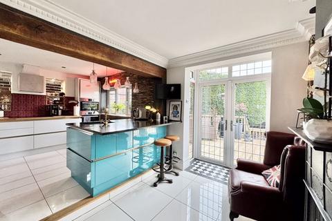 14 Ashurst Road, Sutton Coldfield, B76 1JH
