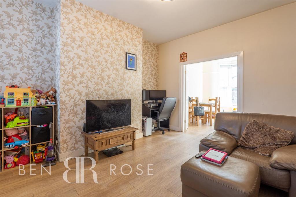 Hamilton Road, Chorley 2 bed terraced house £129,995