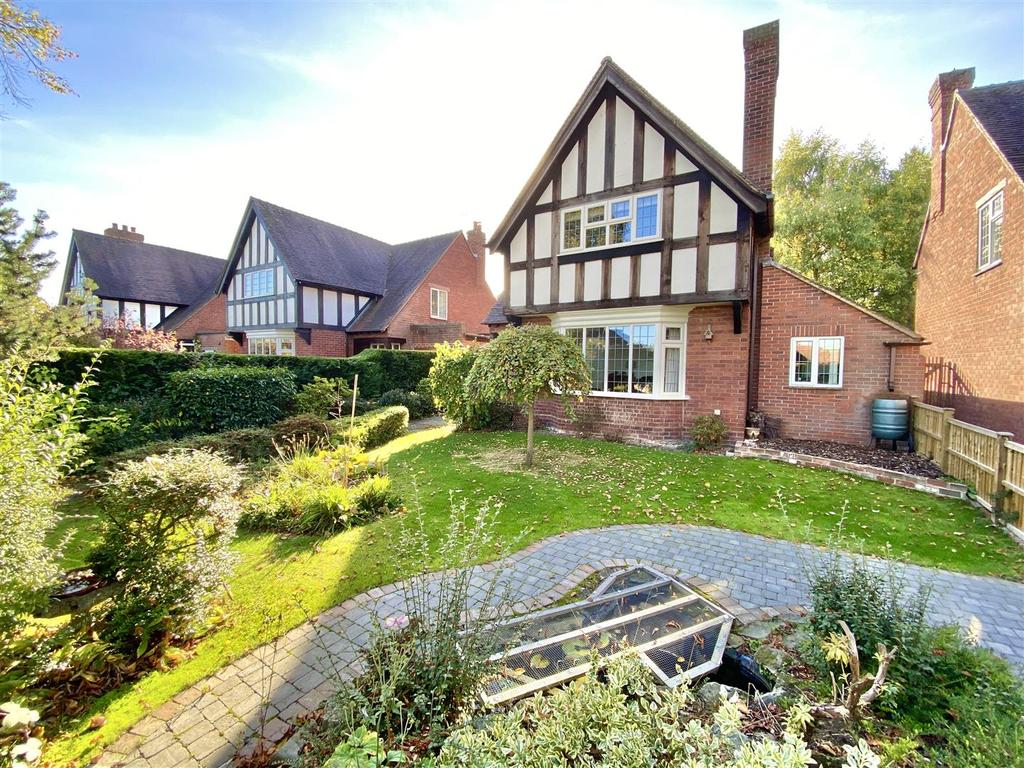 Shelton Road, Shrewsbury 5 bed detached house £625,000