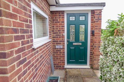 102 Beacon Drive, Bean, Dartford, DA2 8BQ