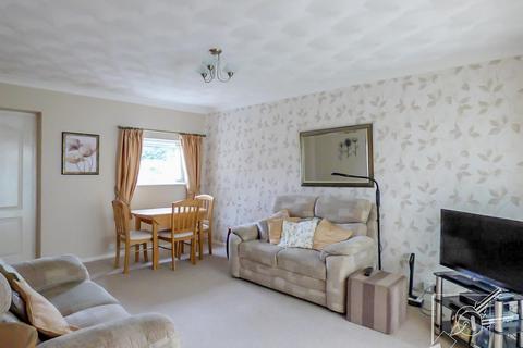 102 Beacon Drive, Bean, Dartford, DA2 8BQ