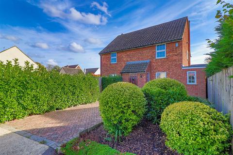 5 bedroom detached house for sale, Ann Beaumont Way, Hadleigh, Ipswich