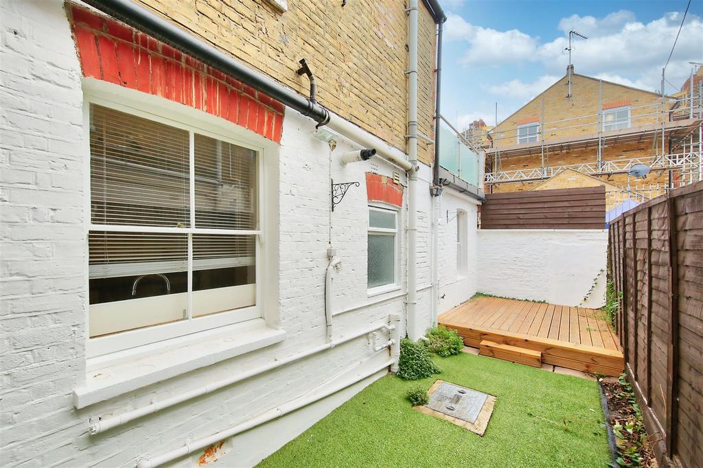 93a ingelow road image2 18240 4.jpg
