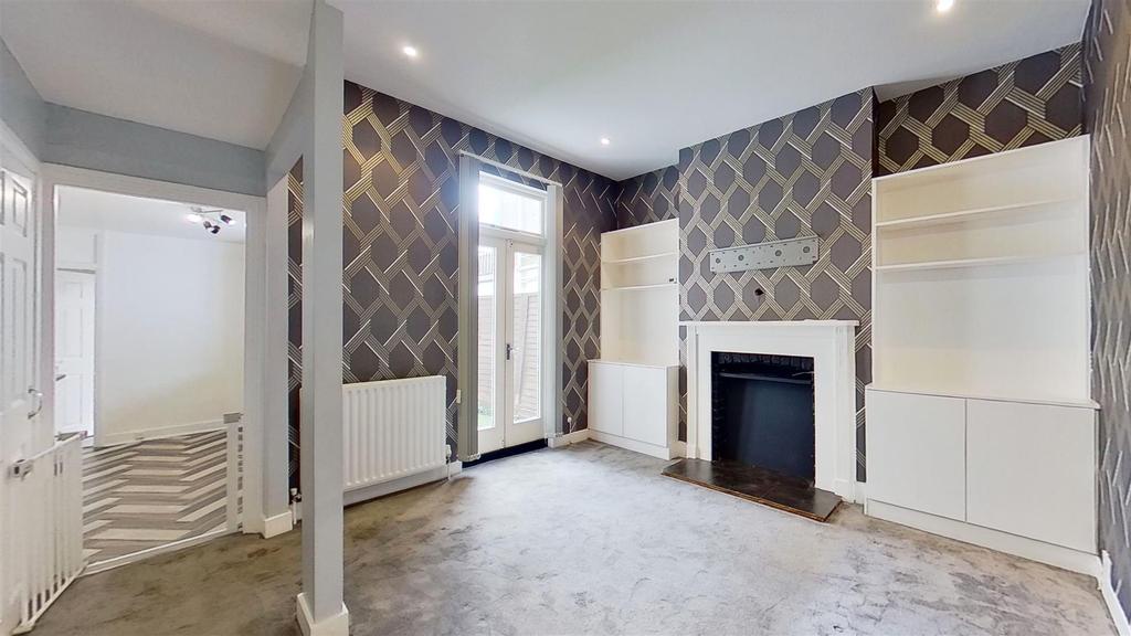 Ingelow-Road-Battersea-SW8-10232022 112626.jpg