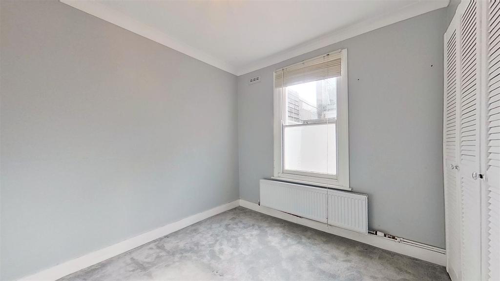 Ingelow-Road-Battersea-SW8-10232022 112801.jpg