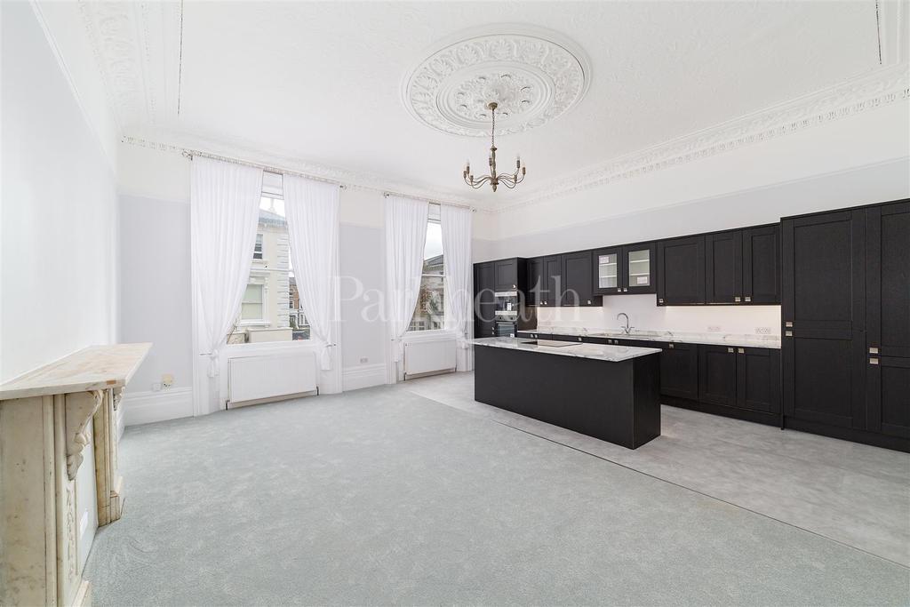 27 B Belsize Square NW3-2.jpg