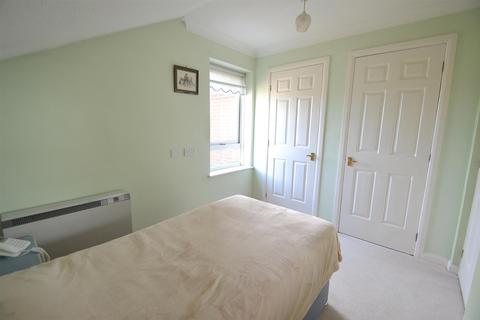 2 bedroom retirement property for sale - Mill Road, Hailsham