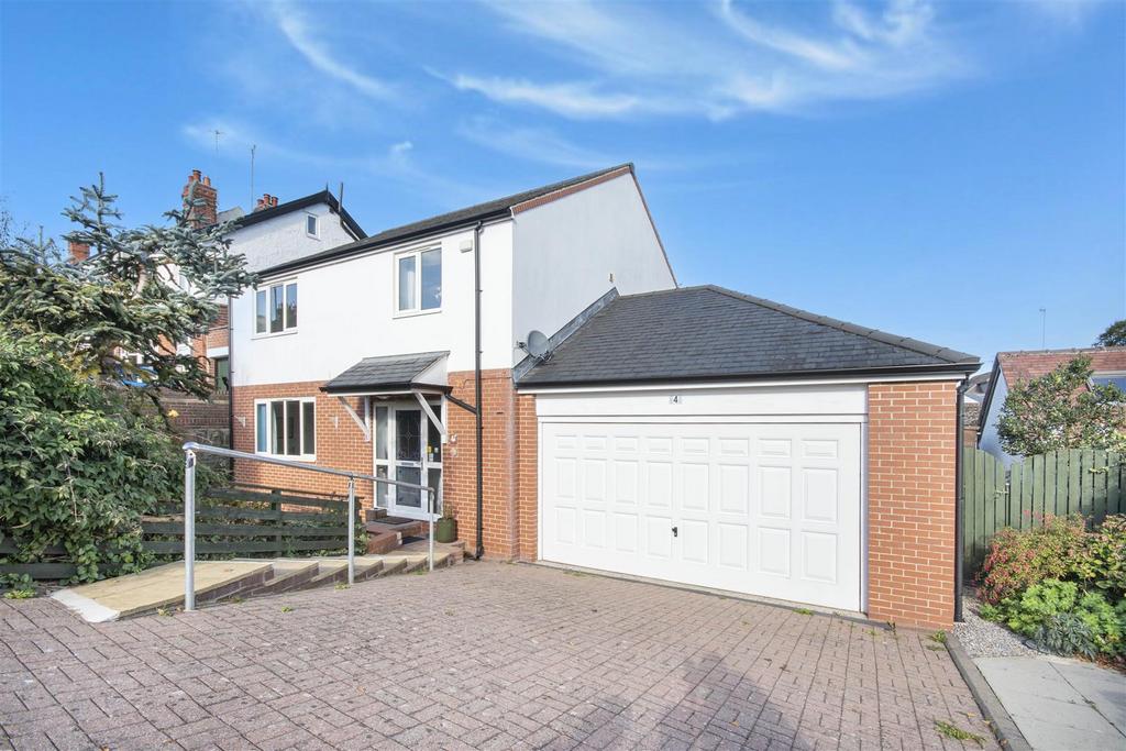 4 Hartington Avenue, Millhouses, S7 2LG 4 bed detached house £600,000