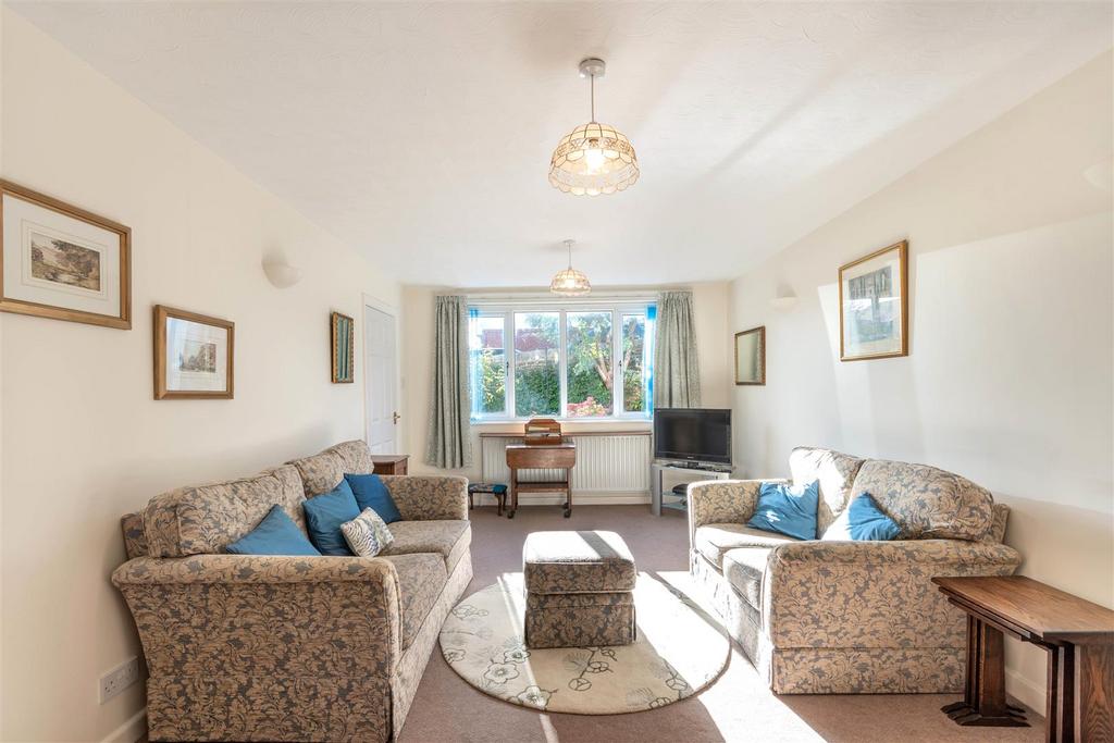 4 Hartington Avenue, Millhouses, S7 2LG 4 bed detached house £600,000